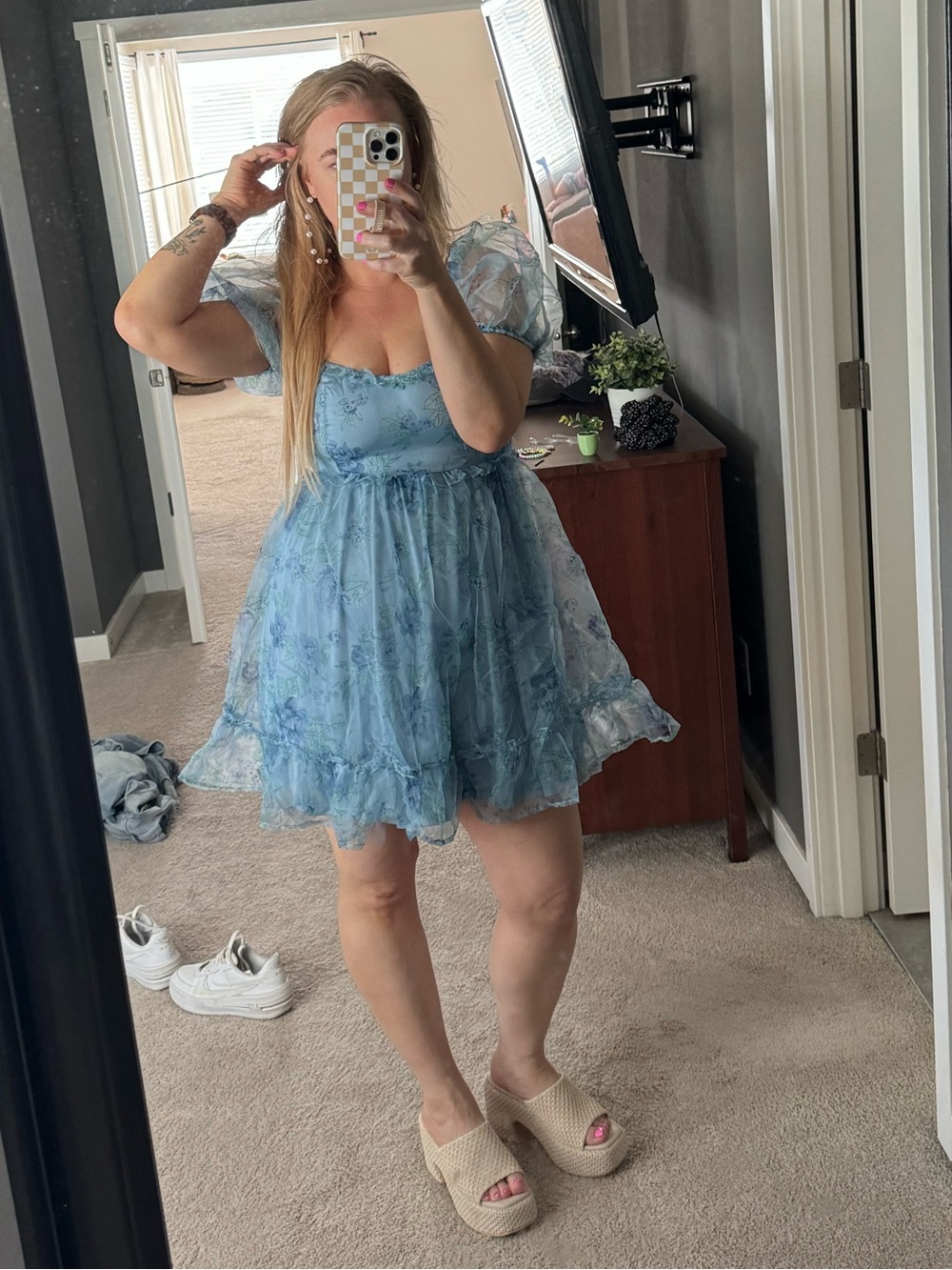 Altar’d State - Women’s Blue Floral Puff-Sleeve Chiffon Dress